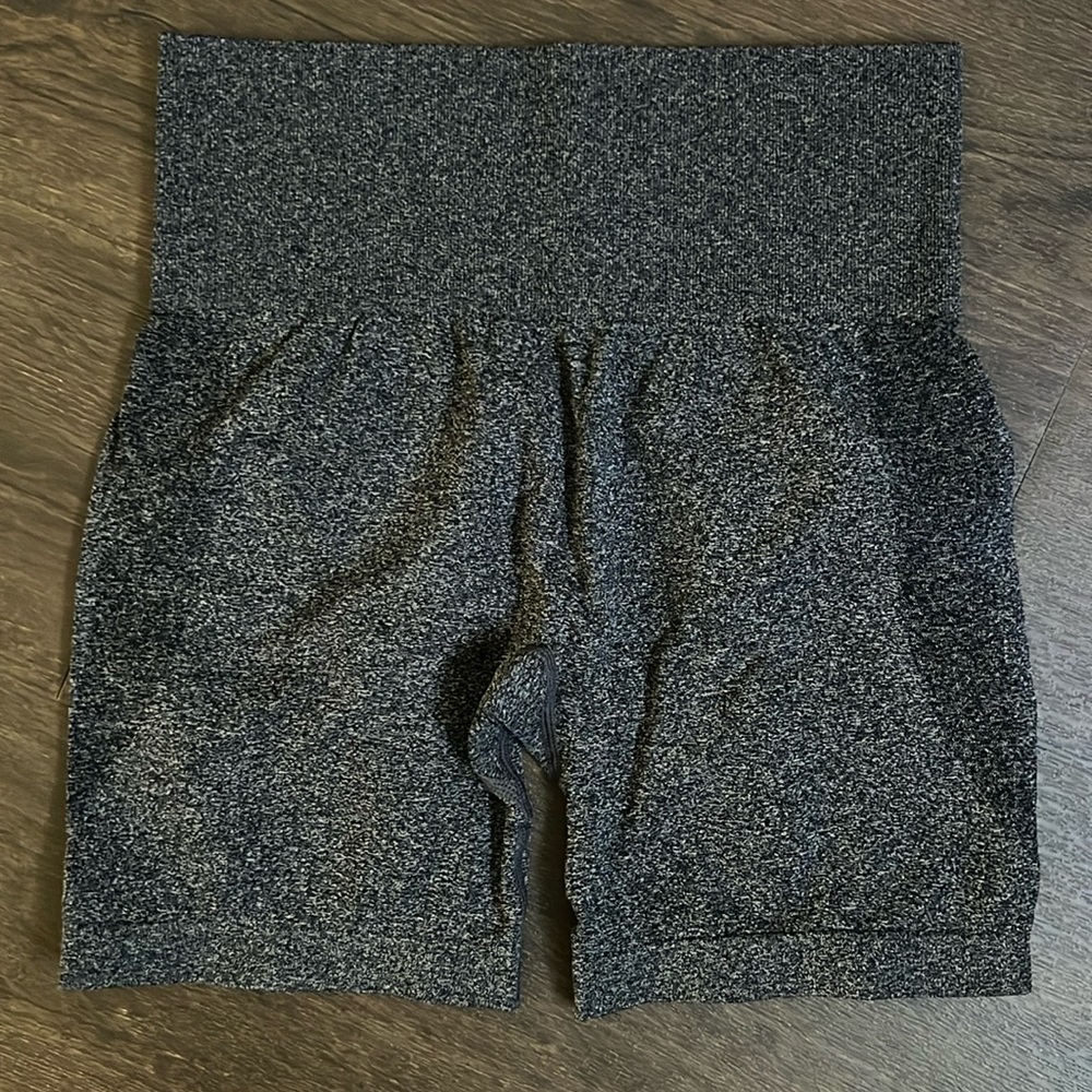NWT Seamless Contour Shorts